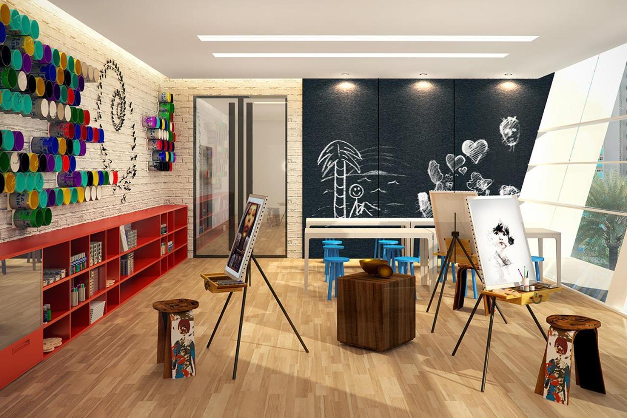 The Residences At Commonwealth By Century Properties Кесон-Сити Экстерьер фото